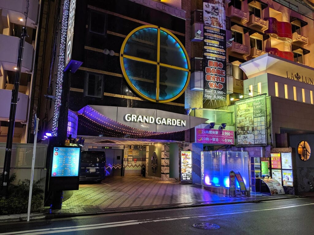 EXECUTIVE HOTEL GRAND GARDEN 外観