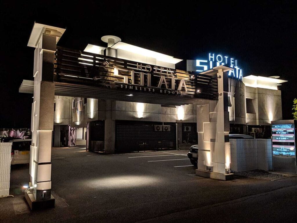 HOTEL SULATA（ホテル スラタ山形空港） 外観