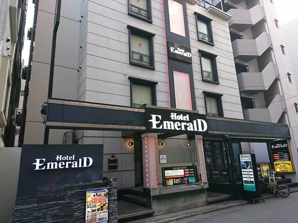 Hotel EmeralD_外観